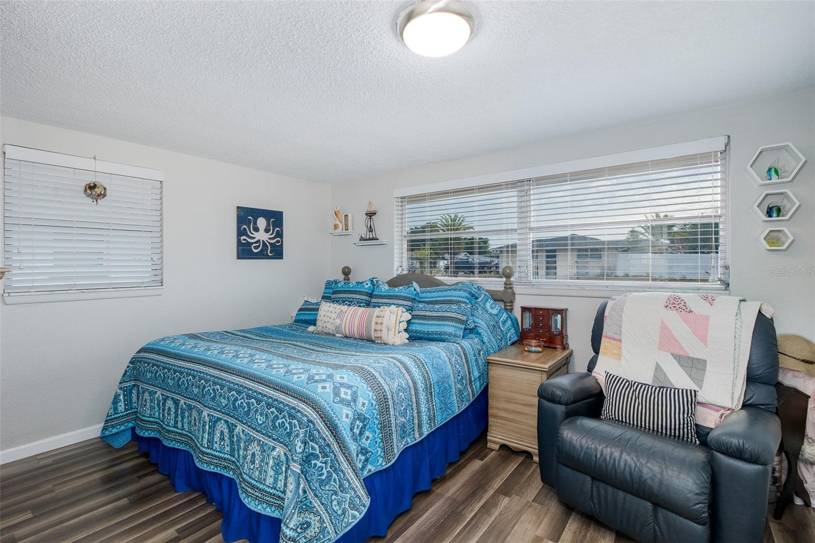 JASMINE LAKES - Residential