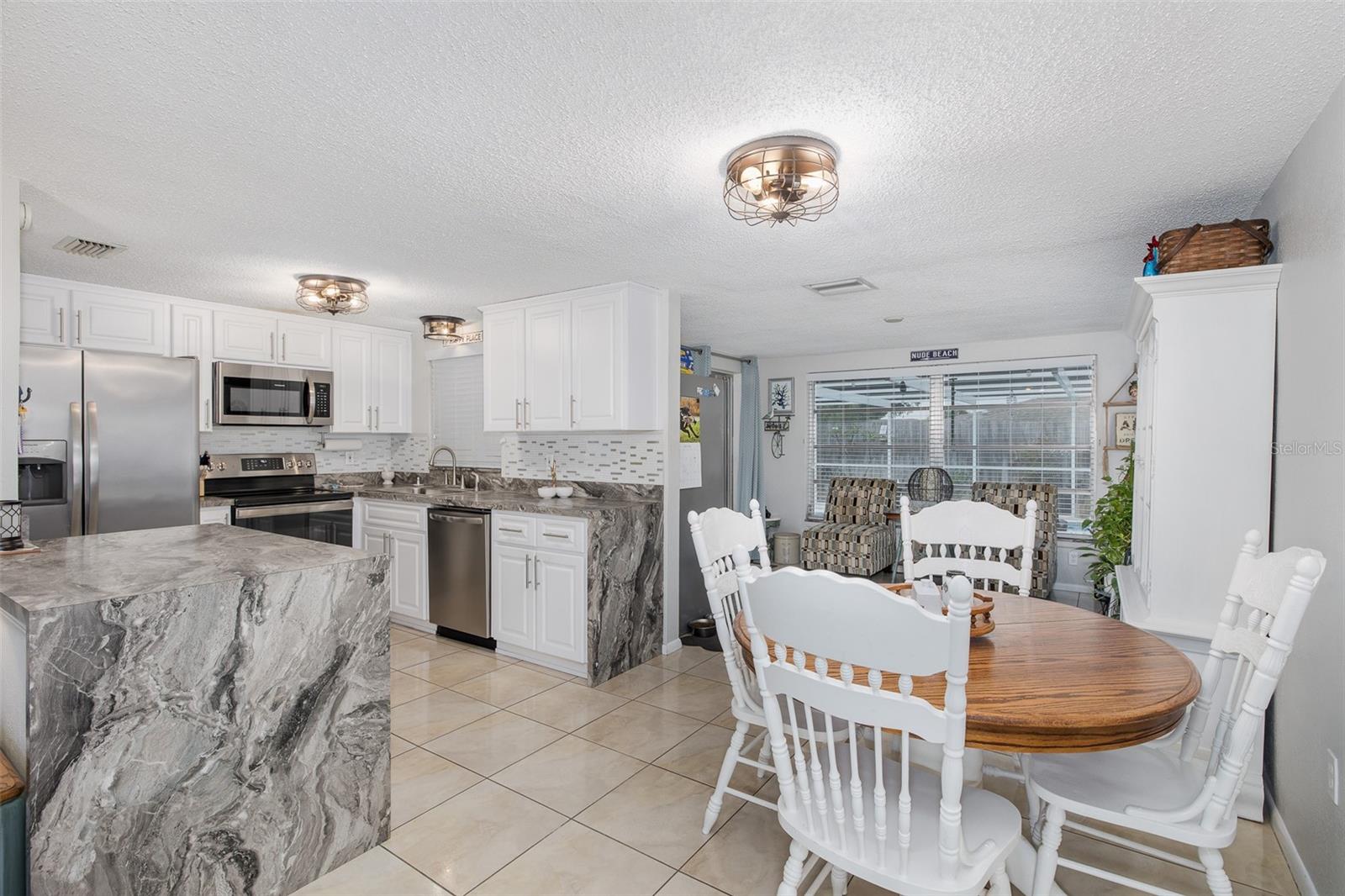 JASMINE LAKES - Residential
