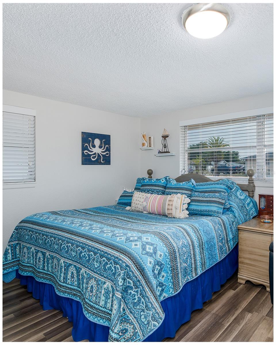 JASMINE LAKES - Residential