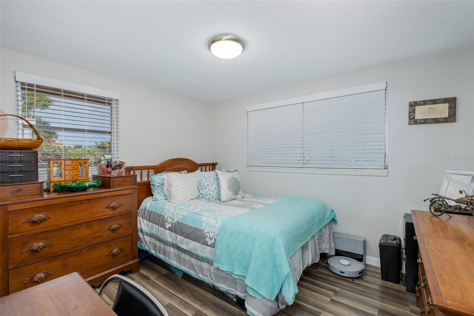 JASMINE LAKES - Residential