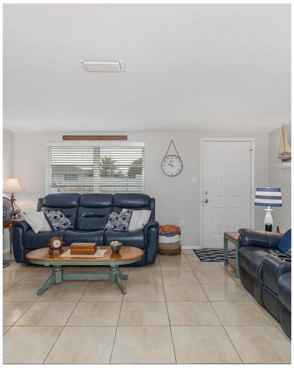 JASMINE LAKES - Residential