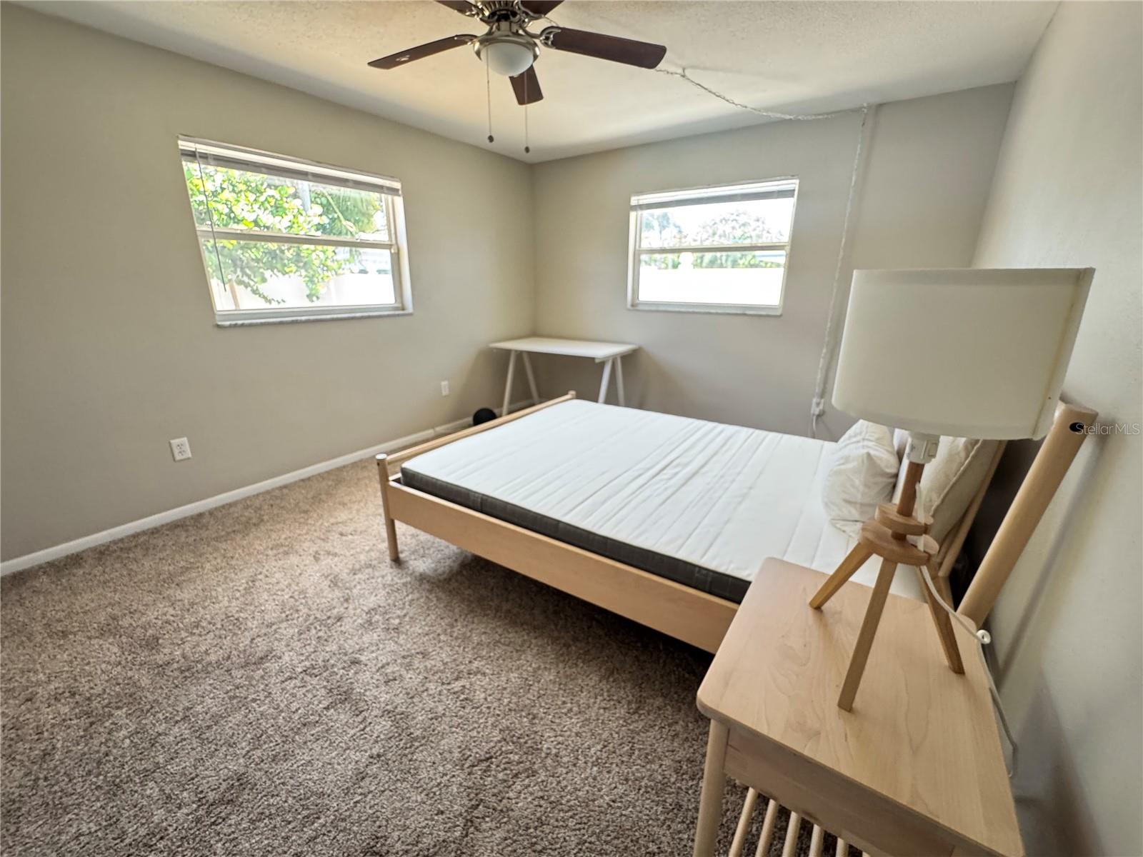 OAKHURST GROVES - Residential Lease