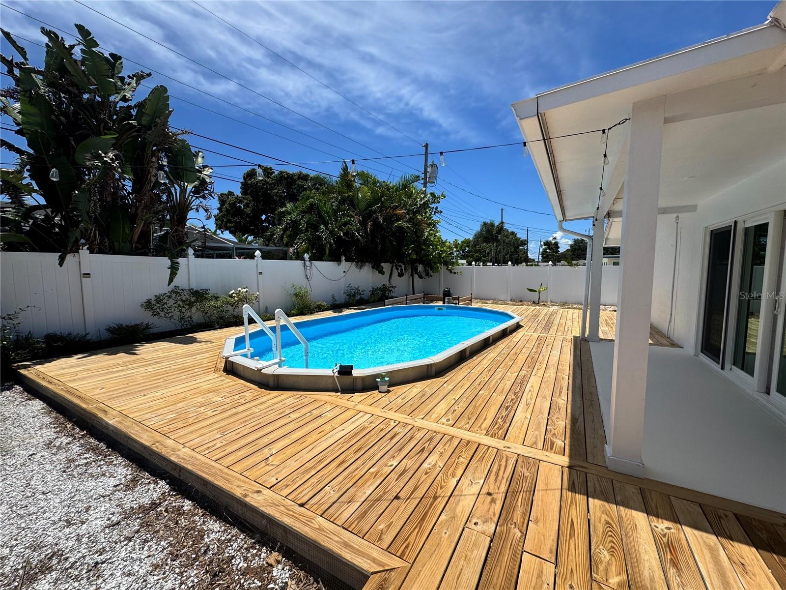 OAKHURST GROVES - Residential Lease