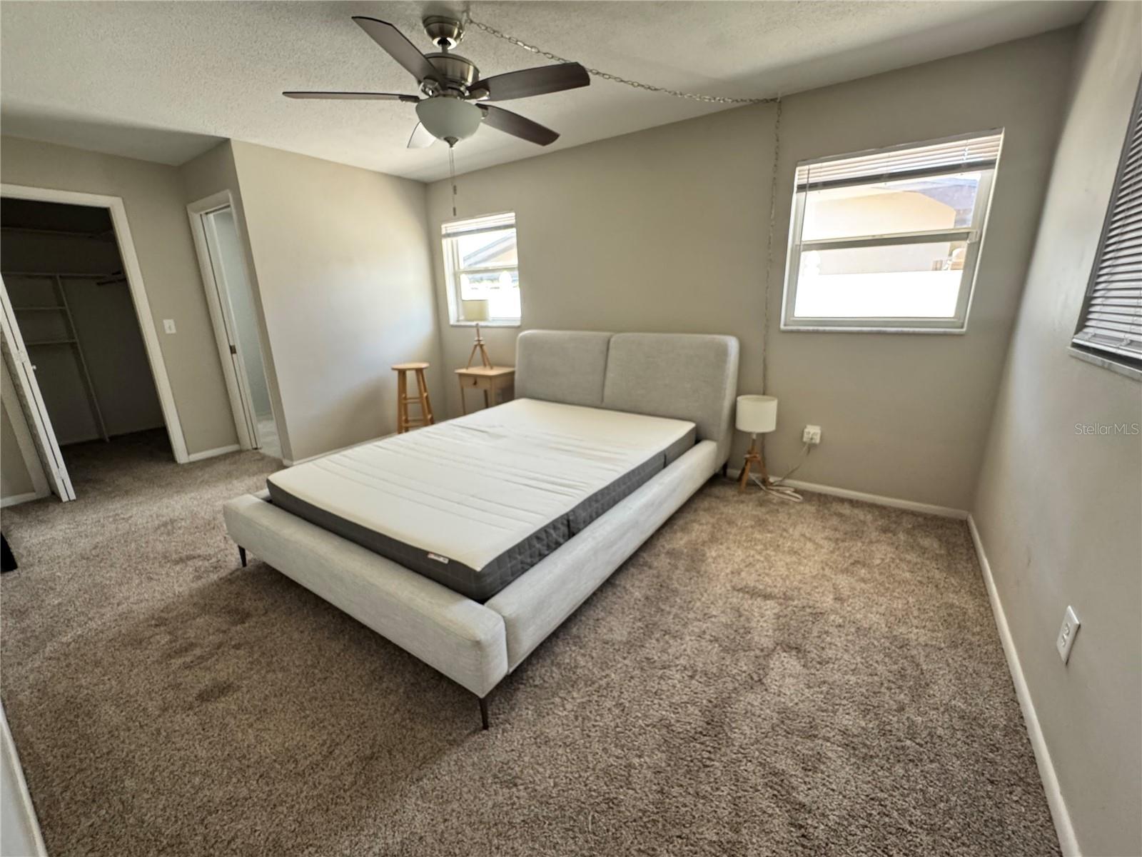 OAKHURST GROVES - Residential Lease