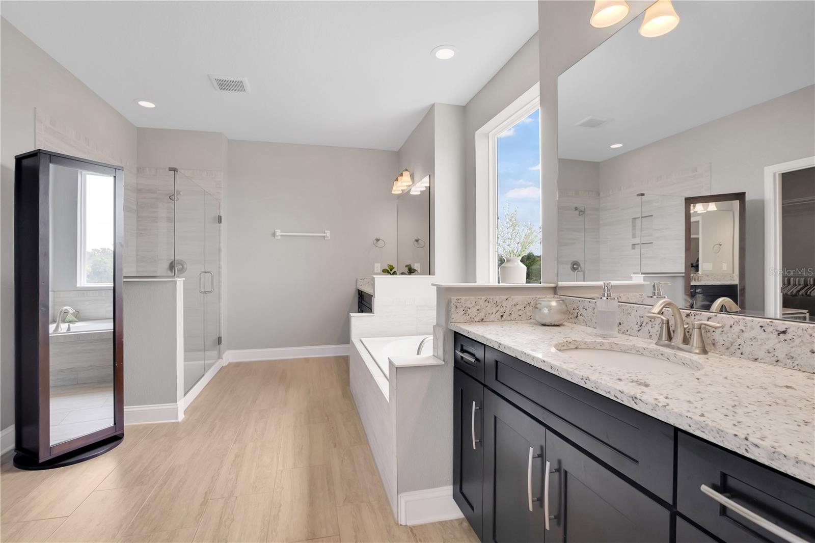 HICKORY HAMMOCK - Residential