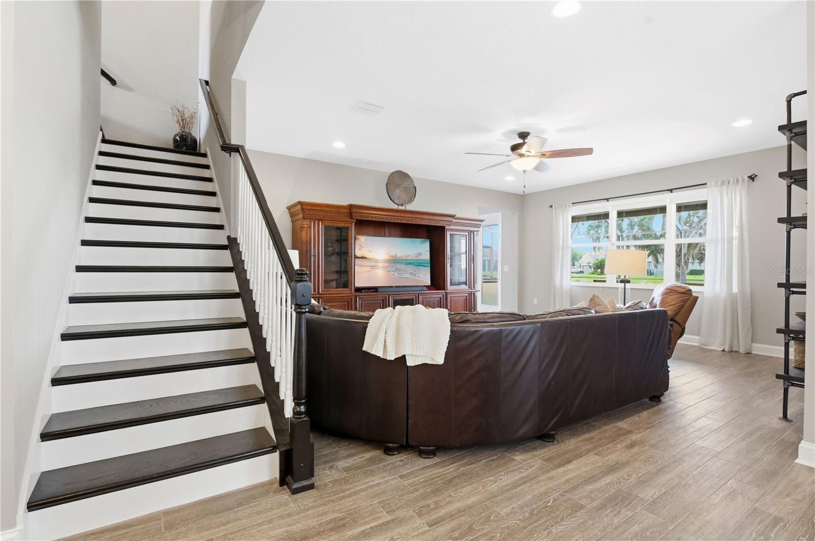 HICKORY HAMMOCK - Residential