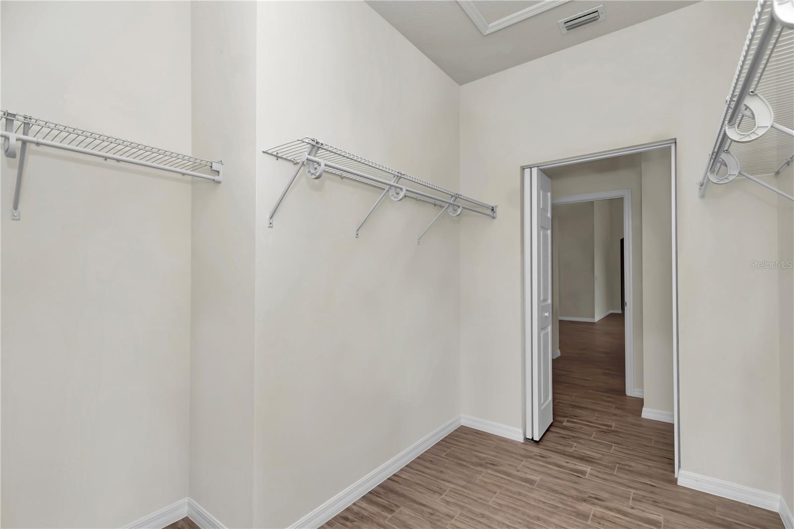 IRISH ACRES - Residential