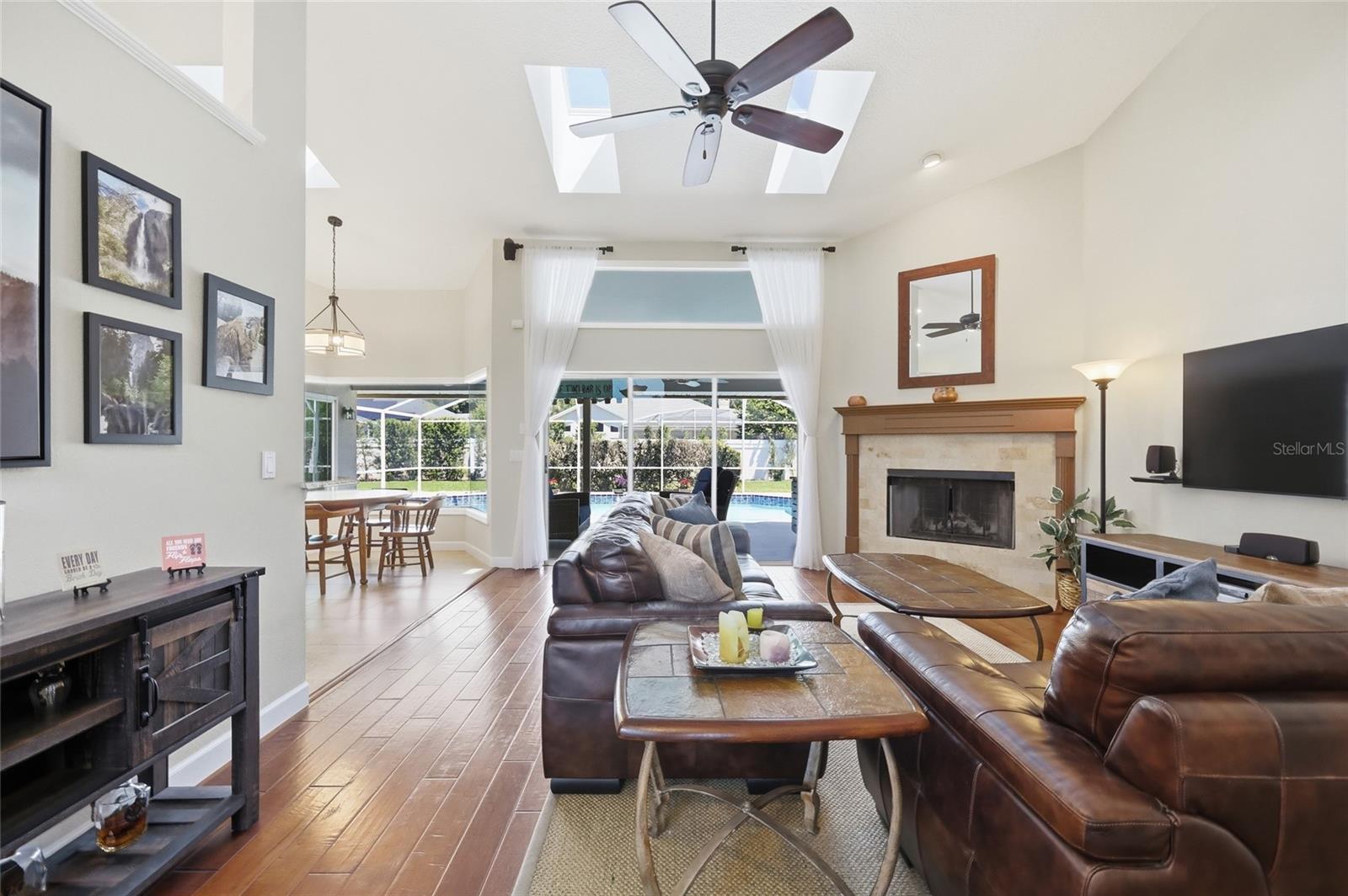 MARBLE HEAD - Residential