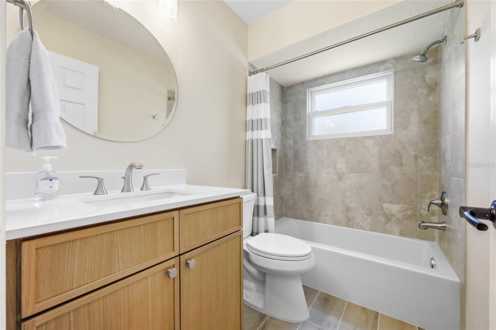 MARBLE HEAD - Residential