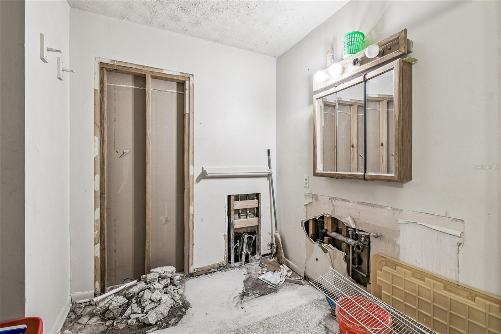 MILL POINT SUB - Residential