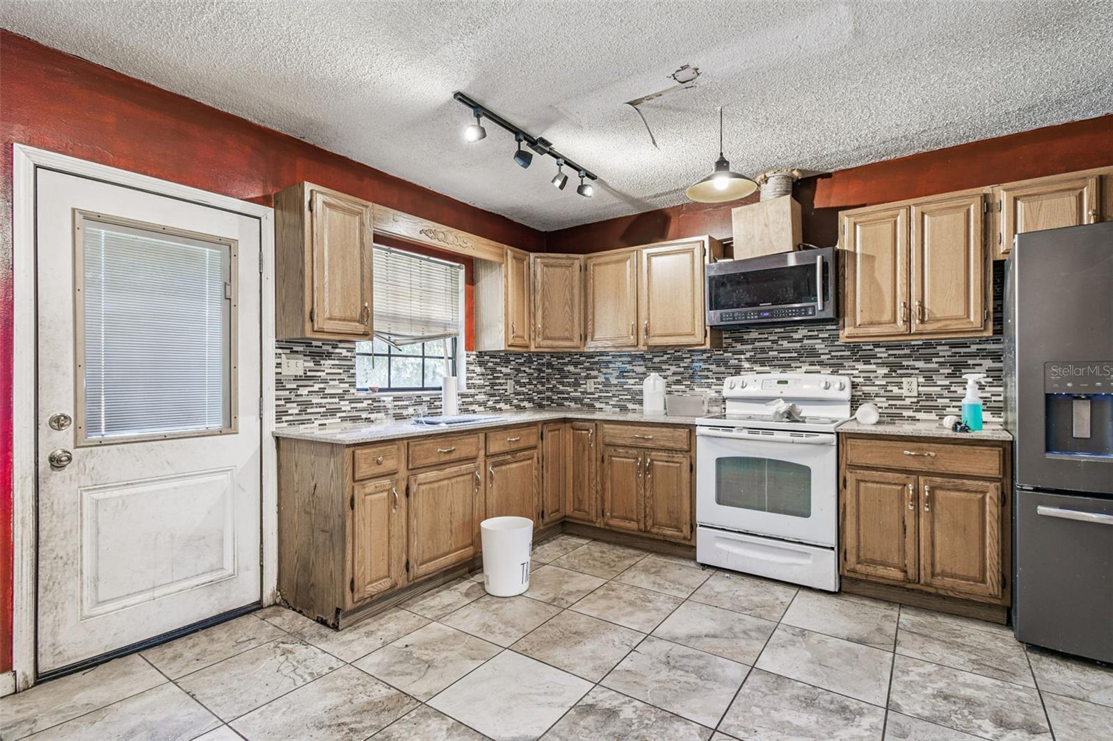 MILL POINT SUB - Residential