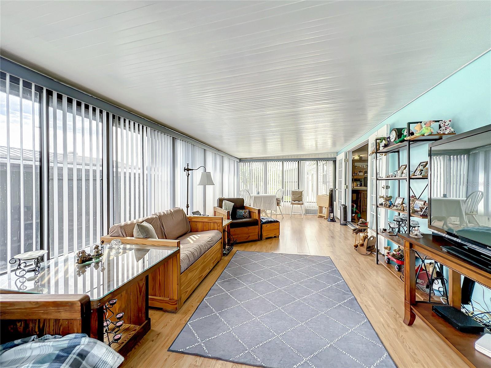 TWIN FOUNTAINS INC A CONDO MHP - Residential