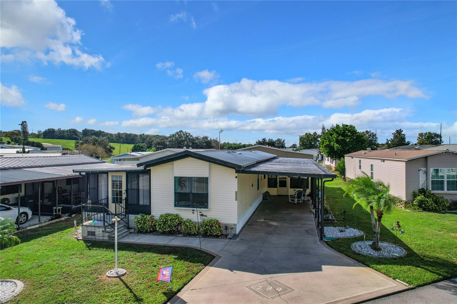 TWIN FOUNTAINS INC A CONDO MHP - Residential