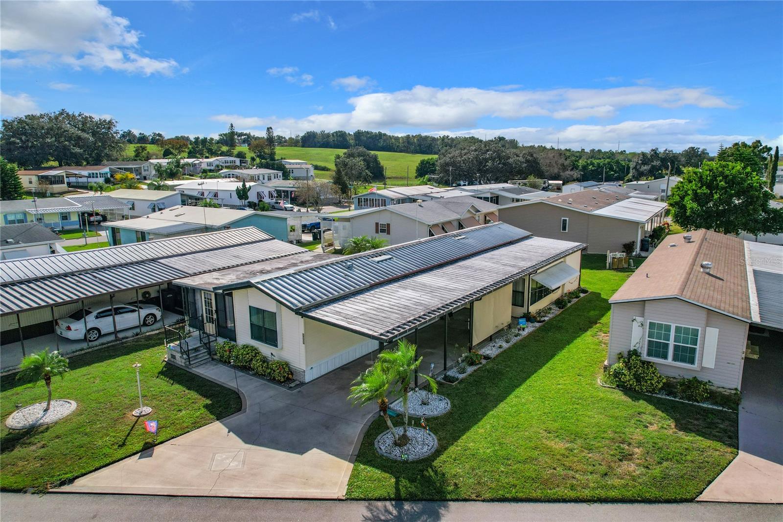 TWIN FOUNTAINS INC A CONDO MHP - Residential