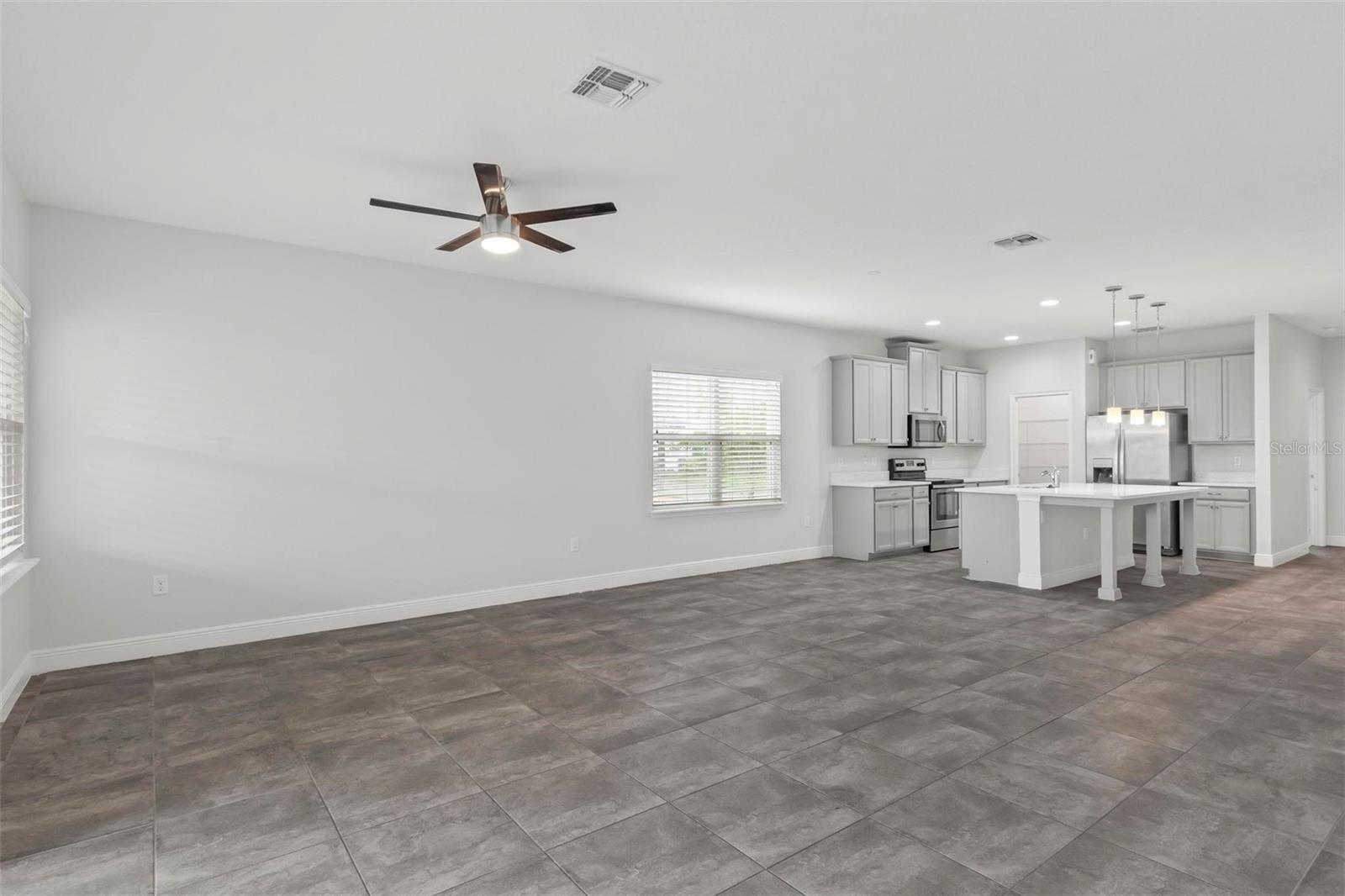 WESTPORT RESERVE - Residential