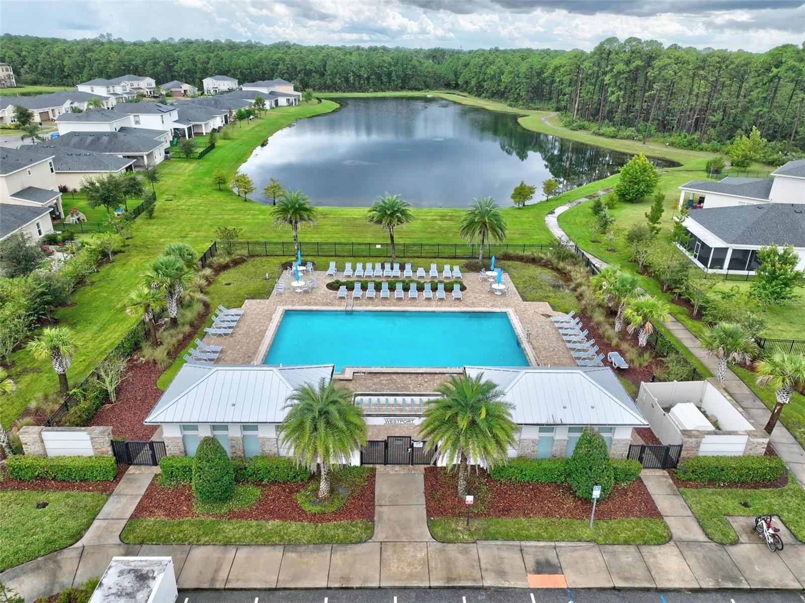 WESTPORT RESERVE - Residential