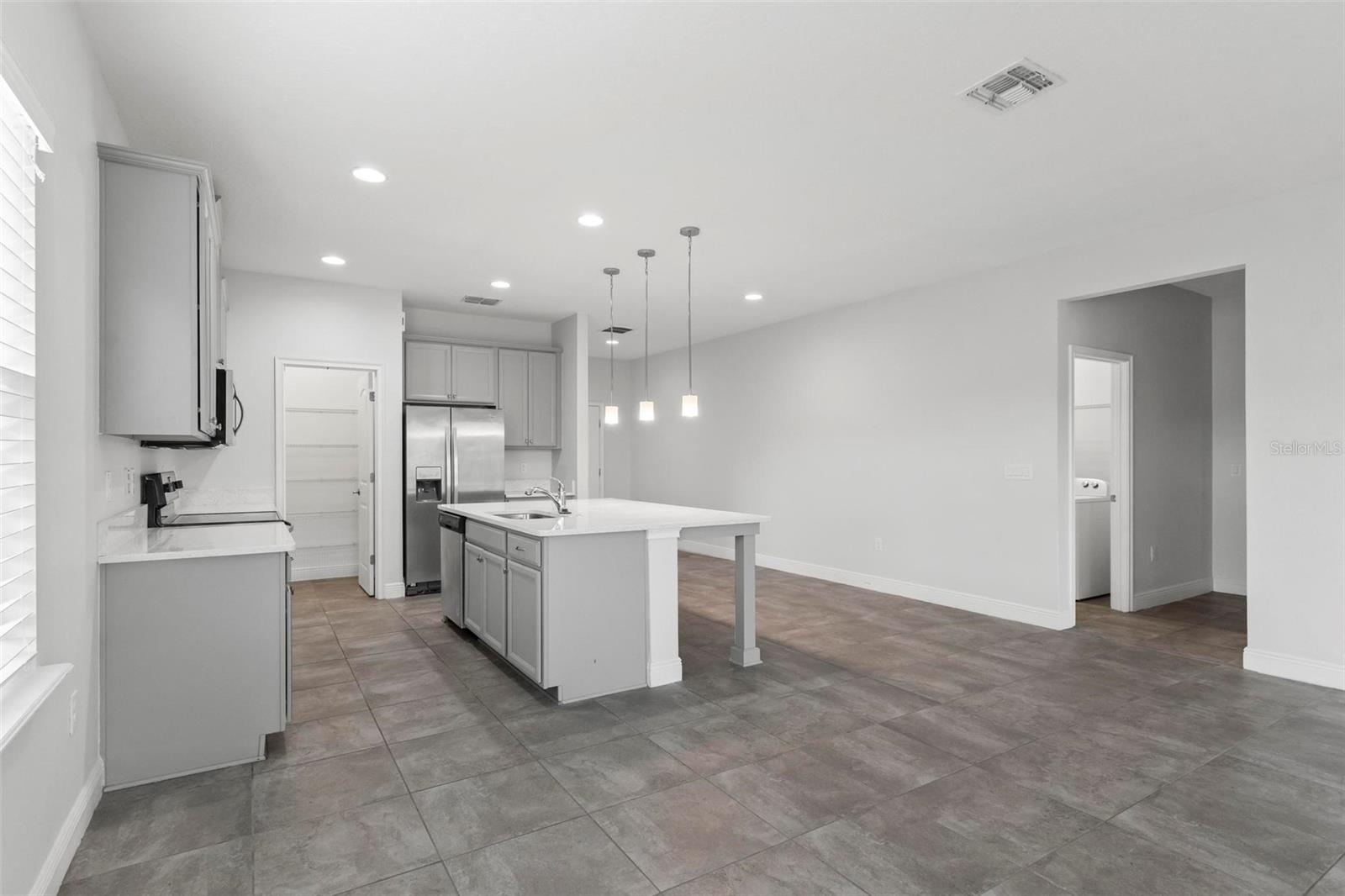 WESTPORT RESERVE - Residential