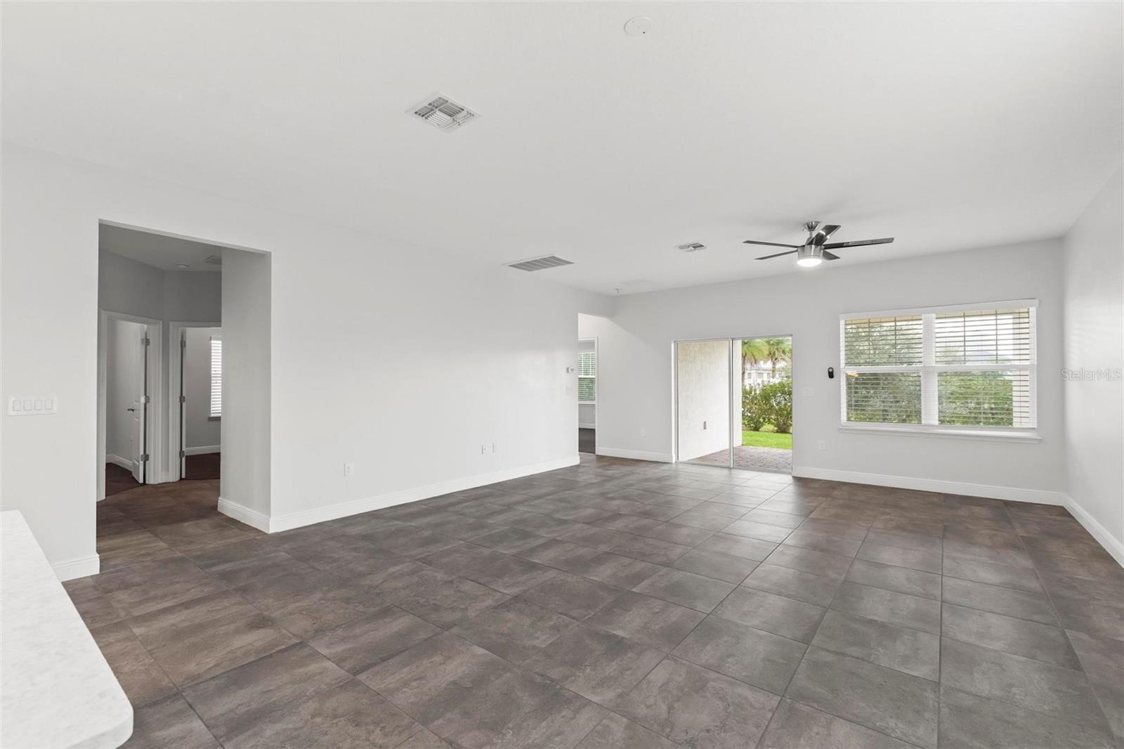 WESTPORT RESERVE - Residential