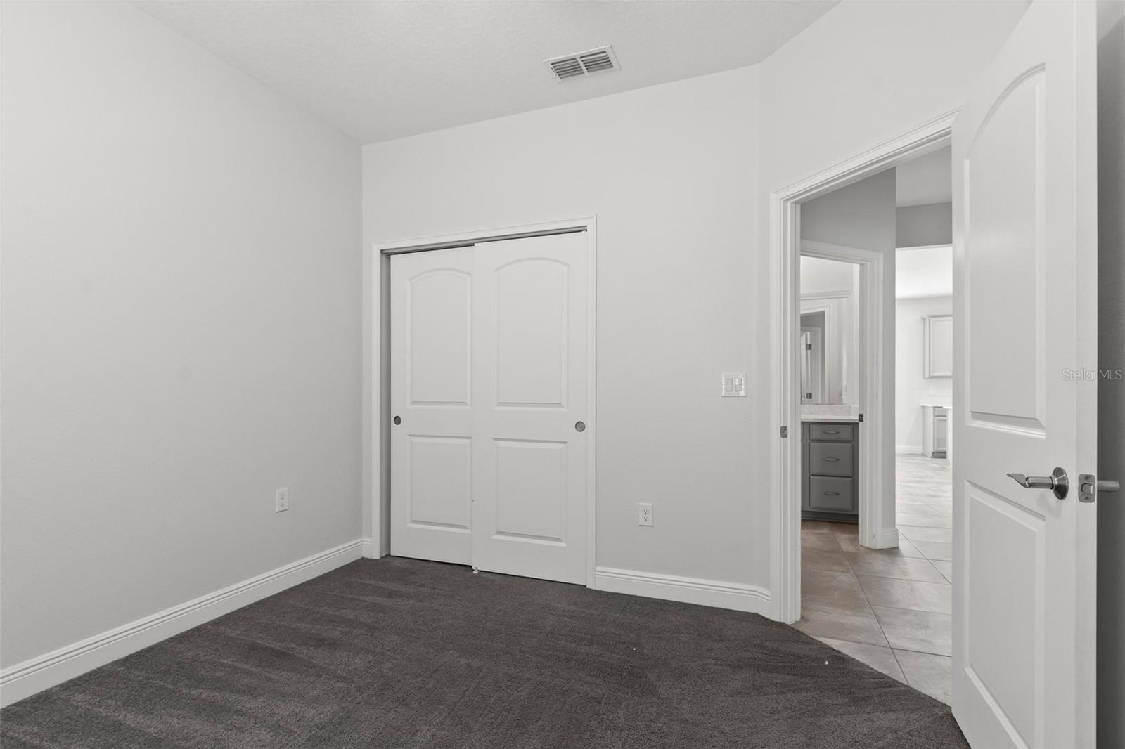 WESTPORT RESERVE - Residential