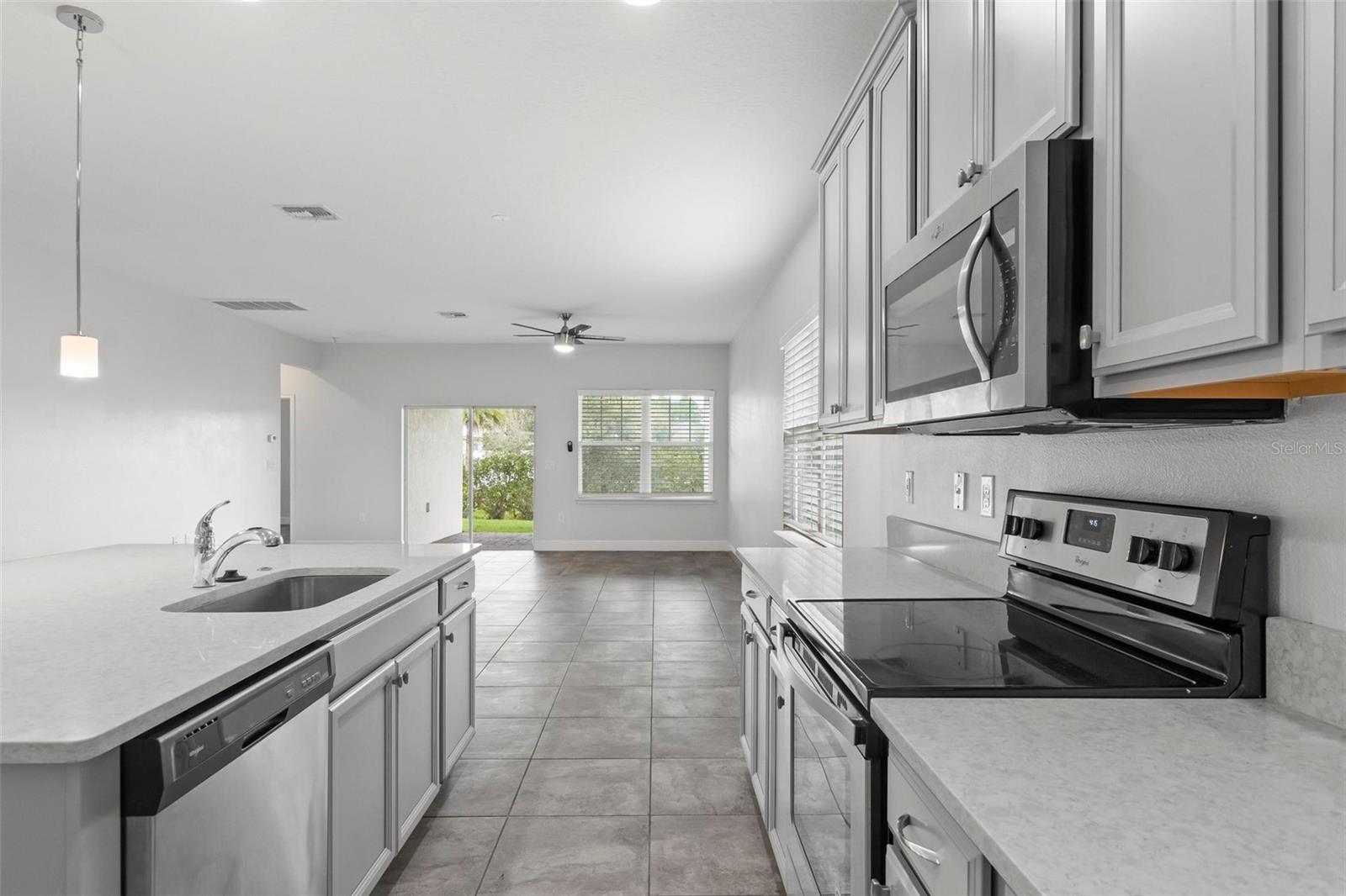 WESTPORT RESERVE - Residential