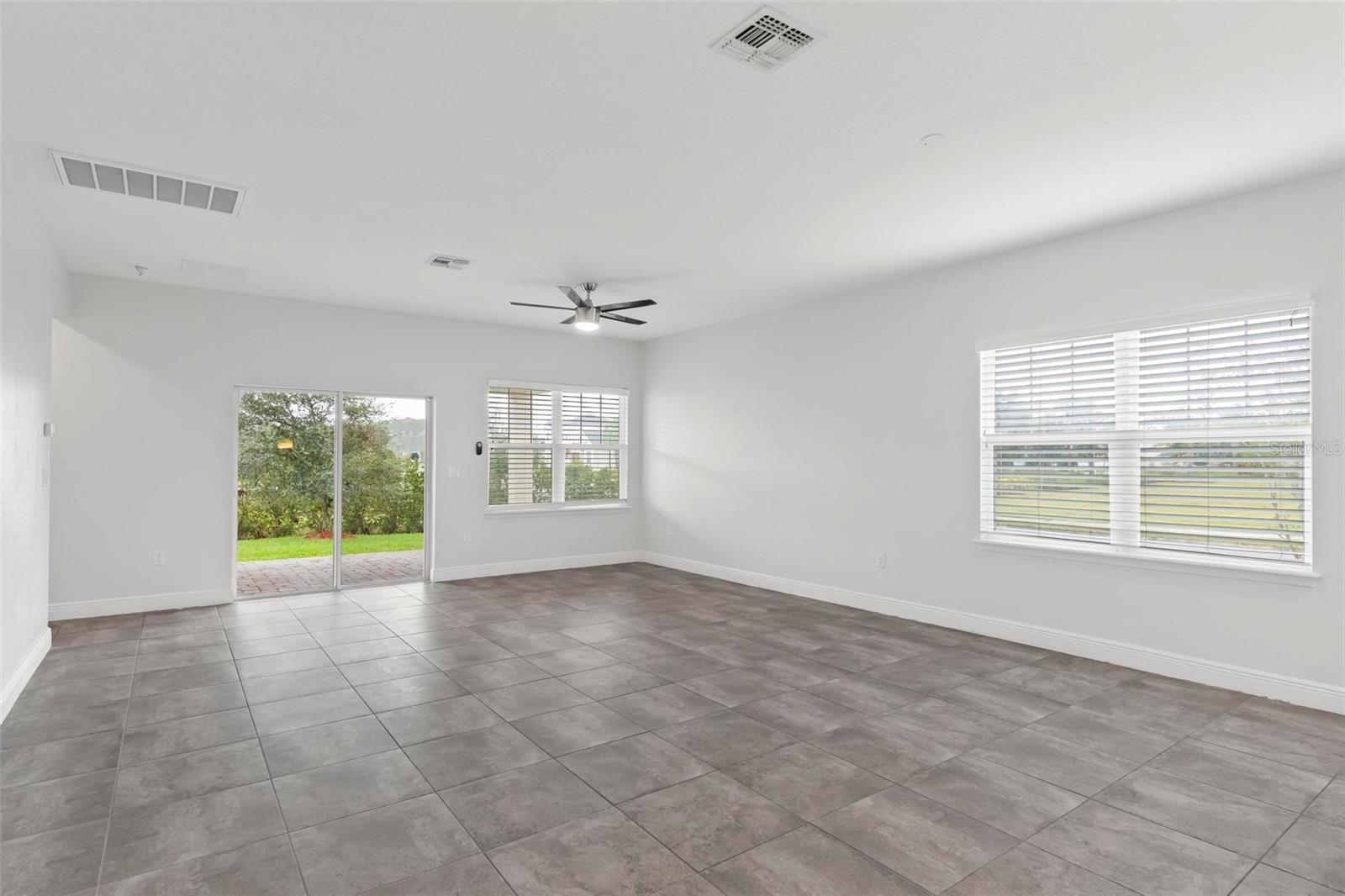 WESTPORT RESERVE - Residential