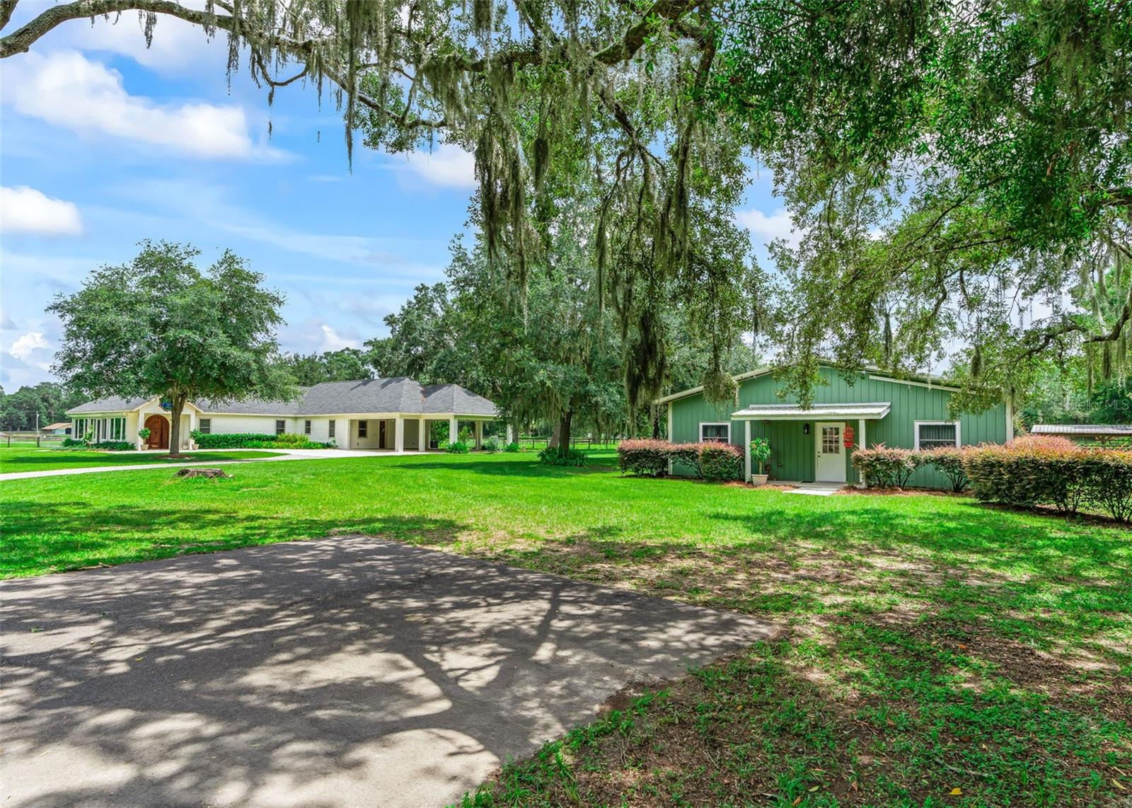 402 SW 127TH PLACE