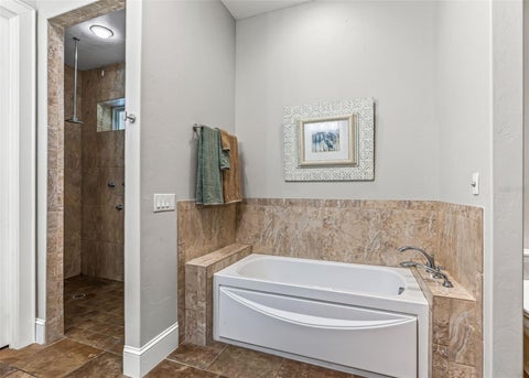 Tiny photo for 402 SW 127th Place, Ocala, FL 34473 (MLS # OM730520)