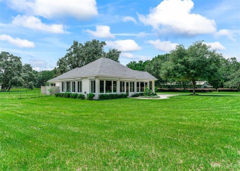 Tiny photo for 402 SW 127th Place, Ocala, FL 34473 (MLS # OM730520)