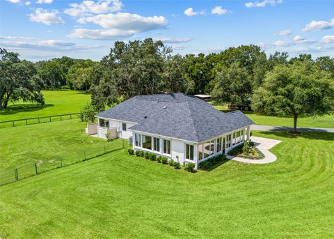Tiny photo for 402 SW 127th Place, Ocala, FL 34473 (MLS # OM730520)