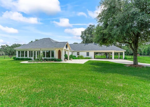 Tiny photo for 402 SW 127th Place, Ocala, FL 34473 (MLS # OM730520)
