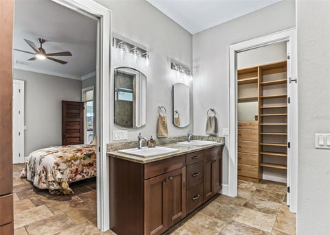 Tiny photo for 402 SW 127th Place, Ocala, FL 34473 (MLS # OM730520)