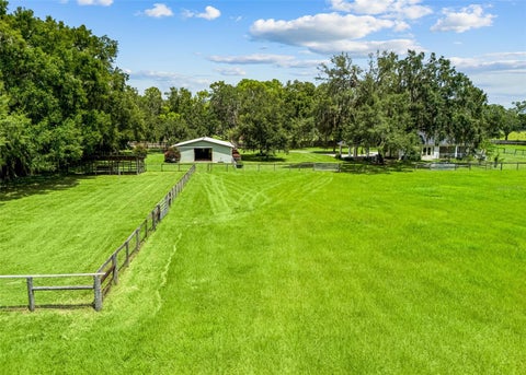 Tiny photo for 402 SW 127th Place, Ocala, FL 34473 (MLS # OM730520)