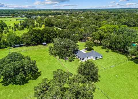 Tiny photo for 402 SW 127th Place, Ocala, FL 34473 (MLS # OM730520)