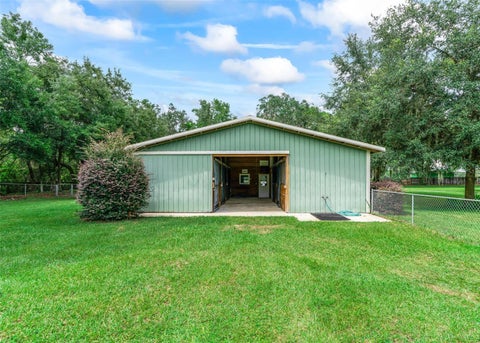 Tiny photo for 402 SW 127th Place, Ocala, FL 34473 (MLS # OM730520)