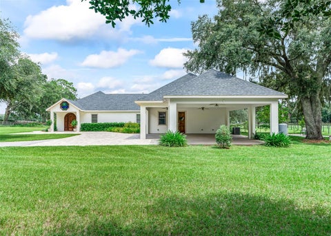 Tiny photo for 402 SW 127th Place, Ocala, FL 34473 (MLS # OM730520)