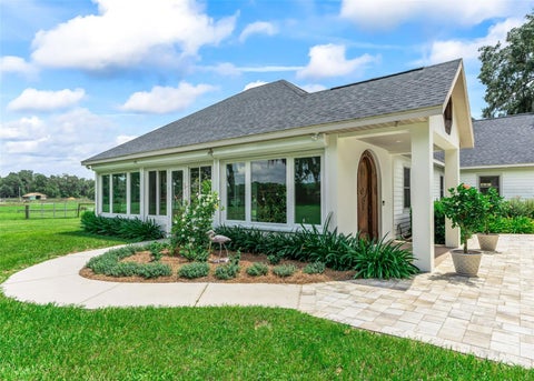Tiny photo for 402 SW 127th Place, Ocala, FL 34473 (MLS # OM730520)