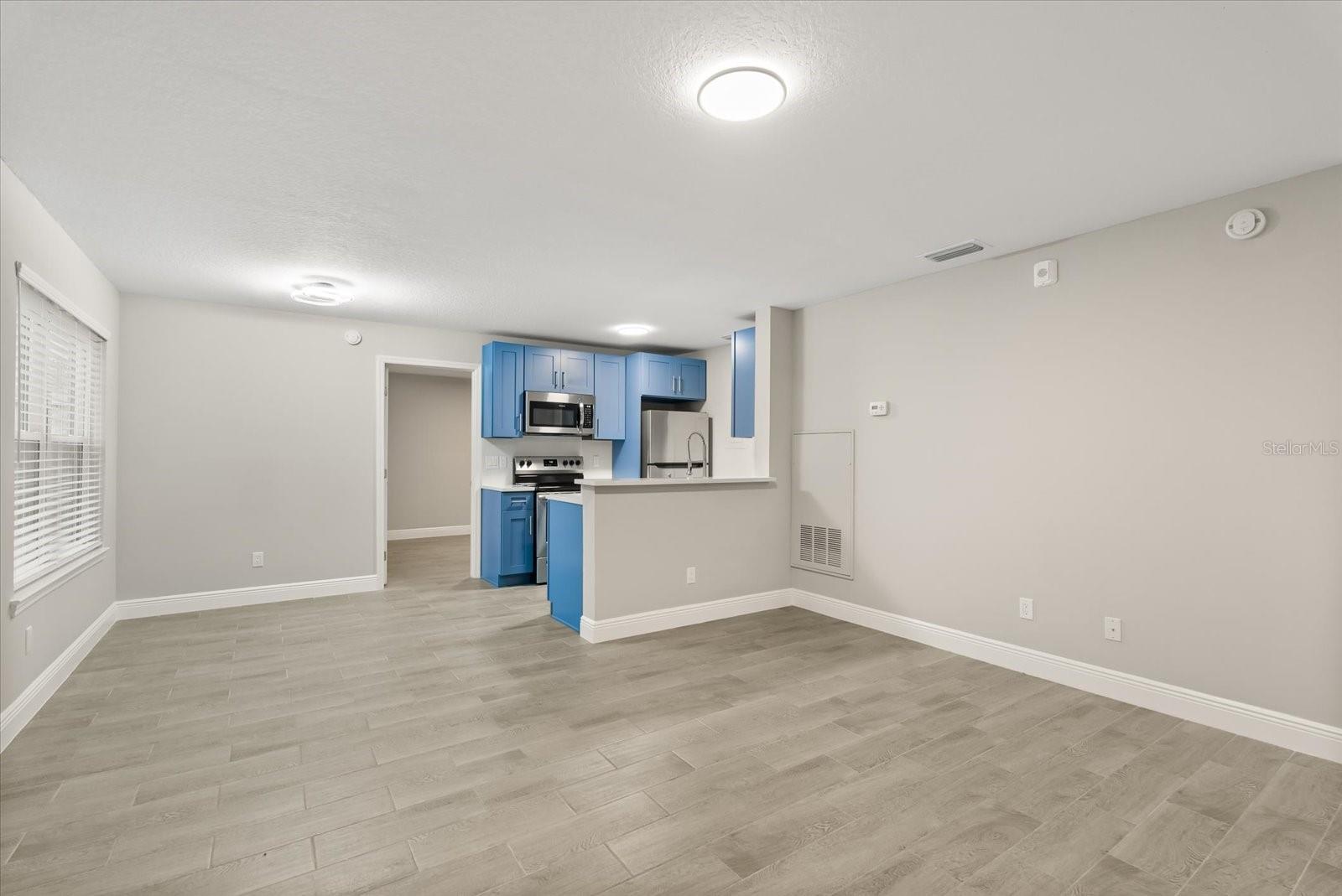 2592 GRASSY POINT DRIVE 104