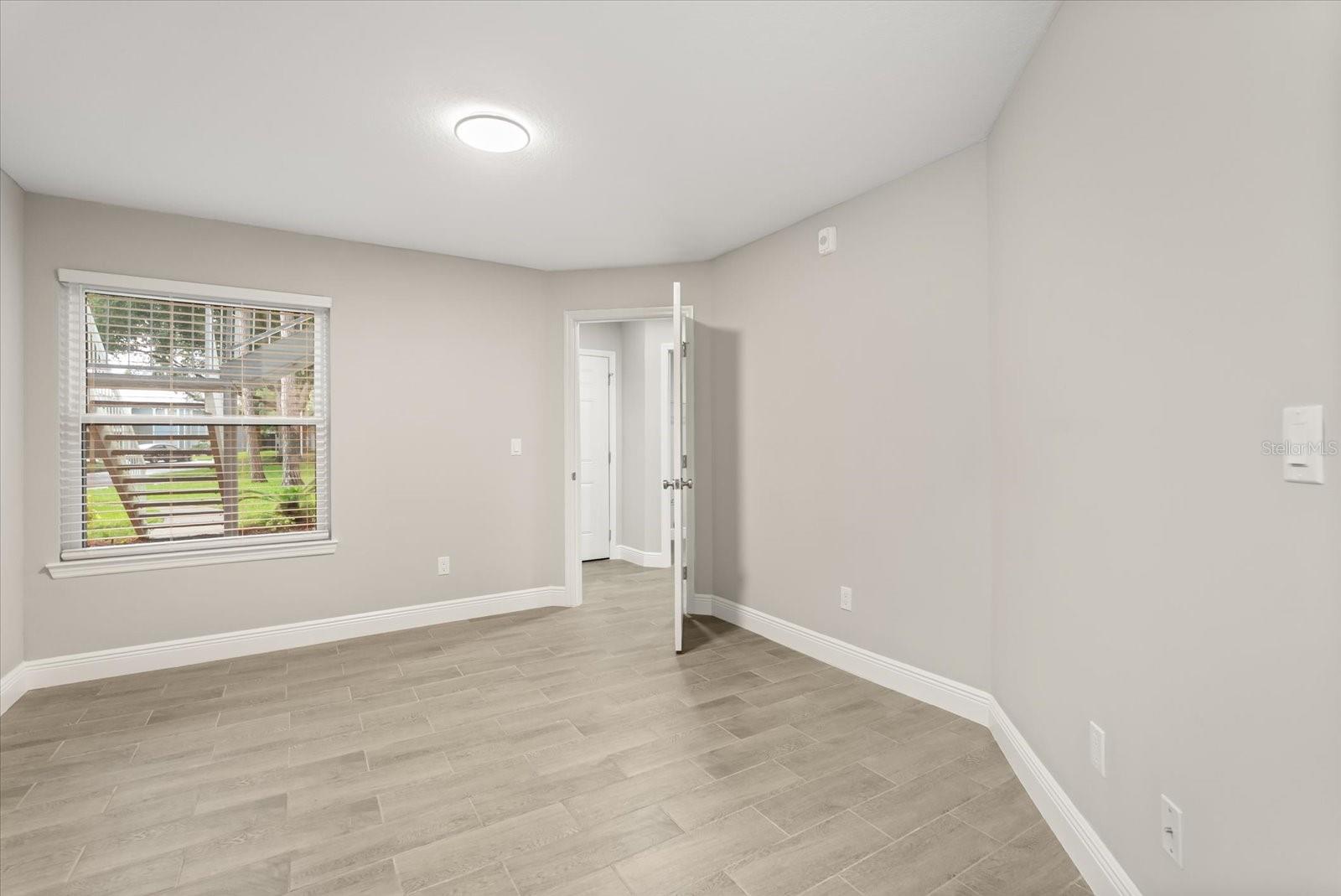 REGENCY PARK AT LAKE MARY A CONDO - Residential