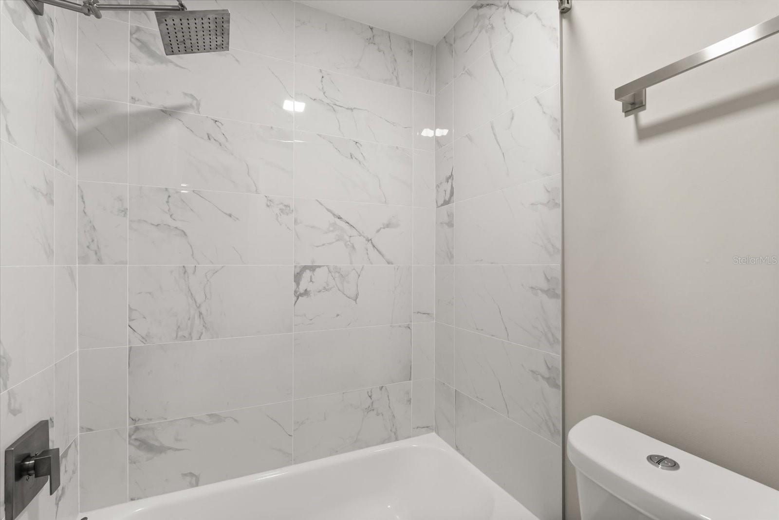 REGENCY PARK AT LAKE MARY A CONDO - Residential