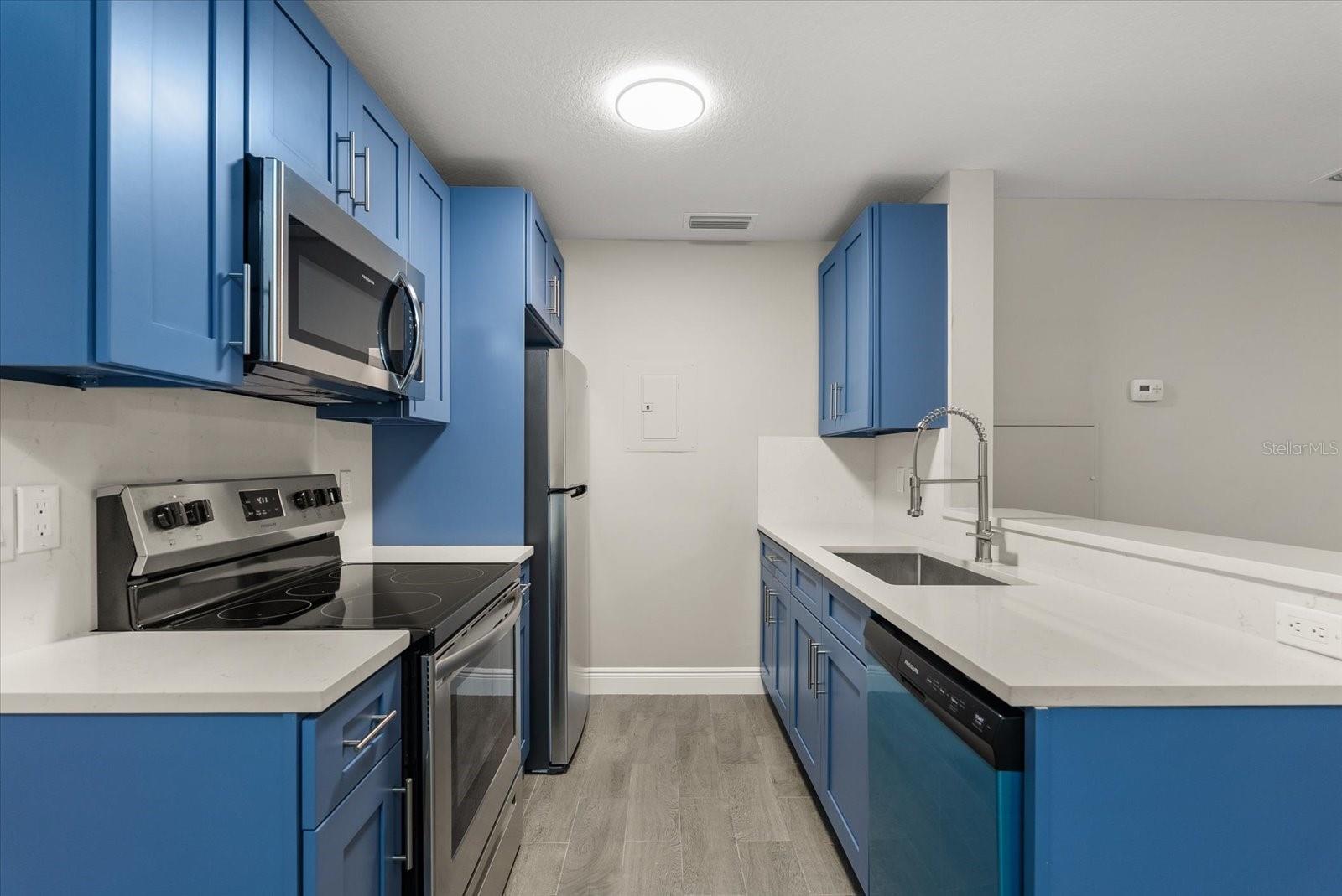 REGENCY PARK AT LAKE MARY A CONDO - Residential