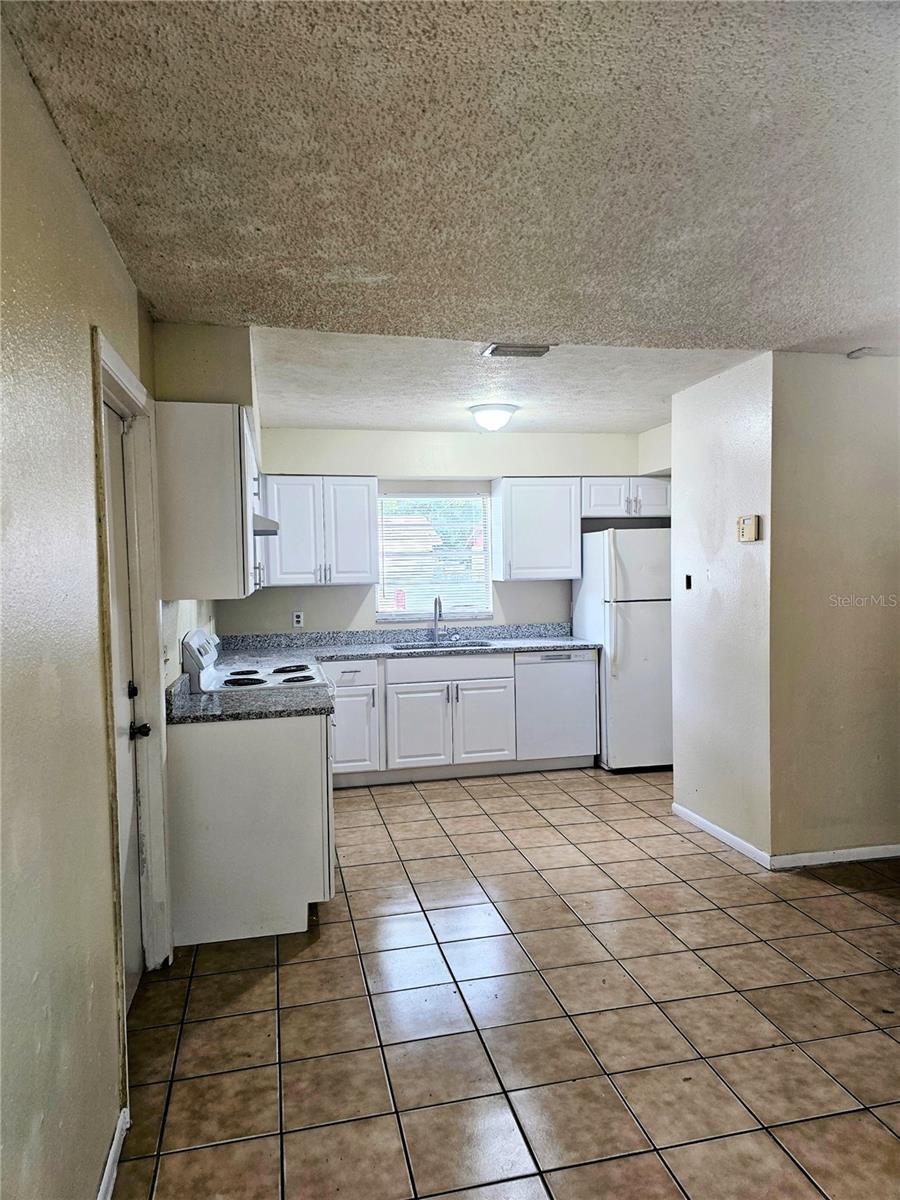 141 VARNER DRIVE SW