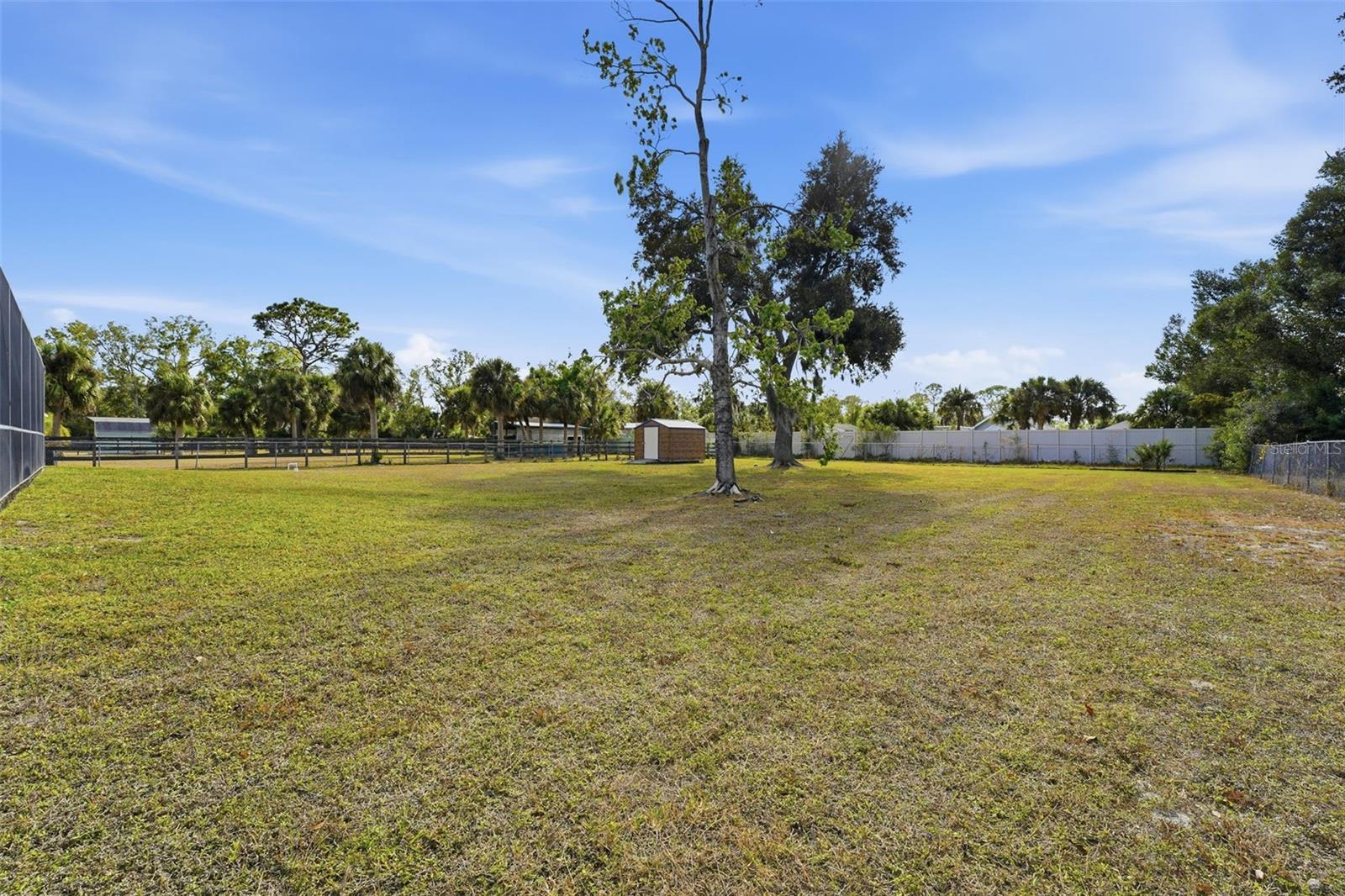 MISSION VALLEY ESTATE SEC A - Residential