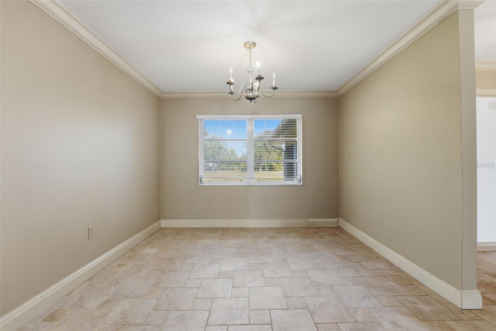 MISSION VALLEY ESTATE SEC A - Residential