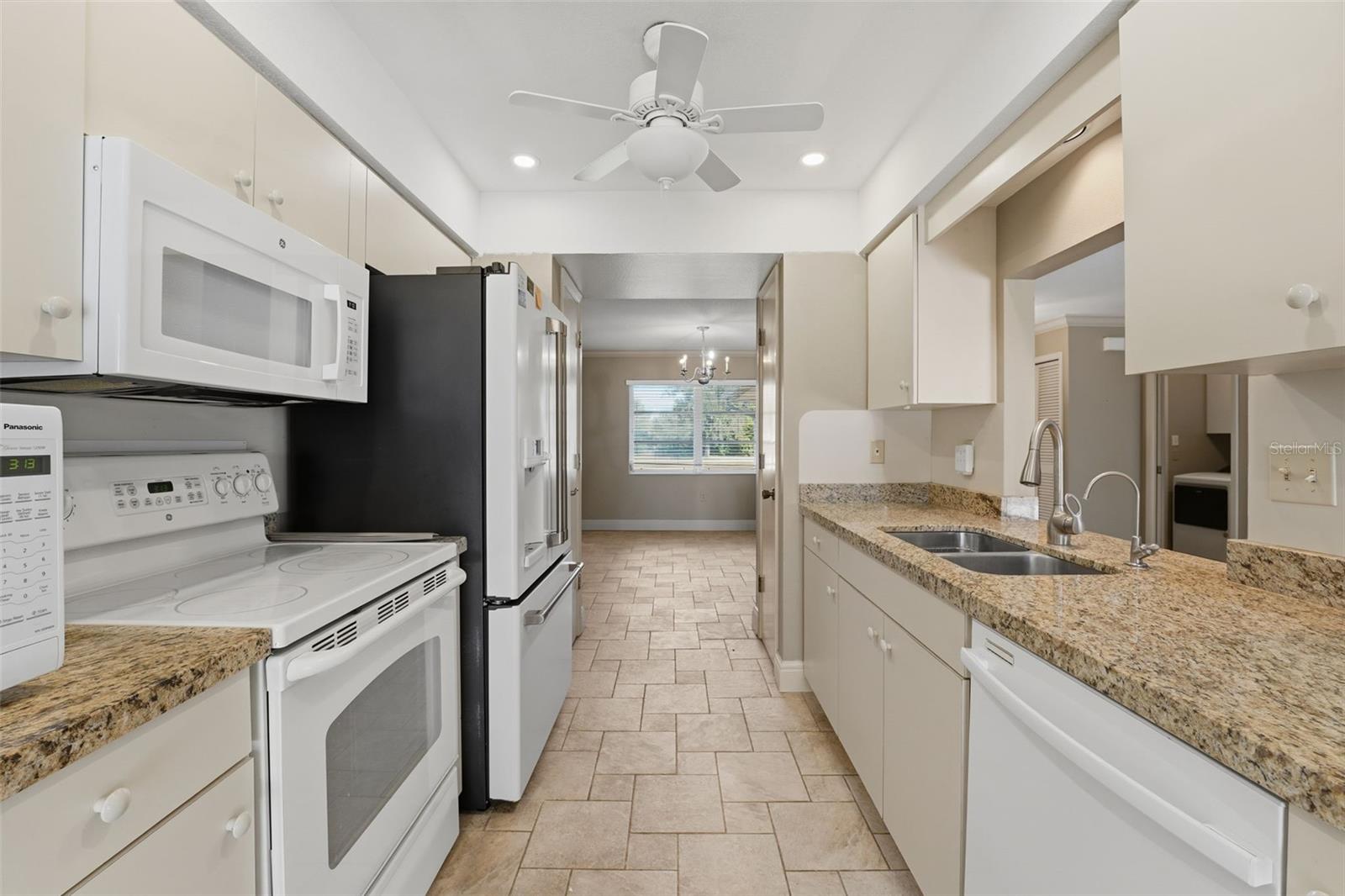 MISSION VALLEY ESTATE SEC A - Residential