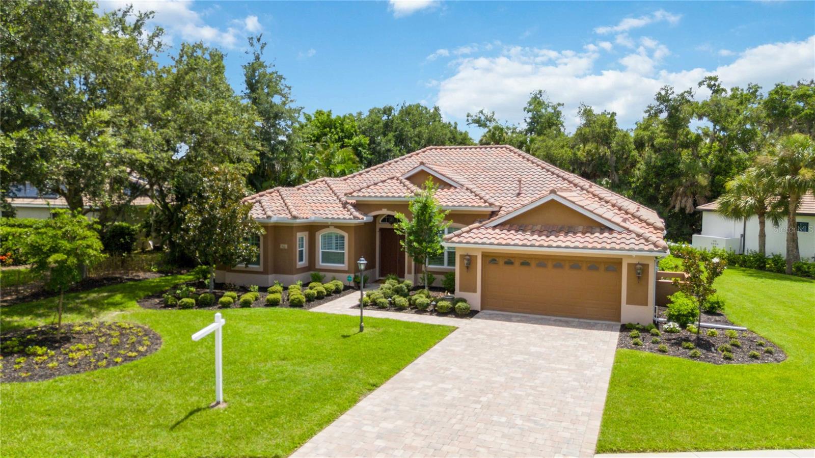 3861 ROYAL HAMMOCK BOULEVARD