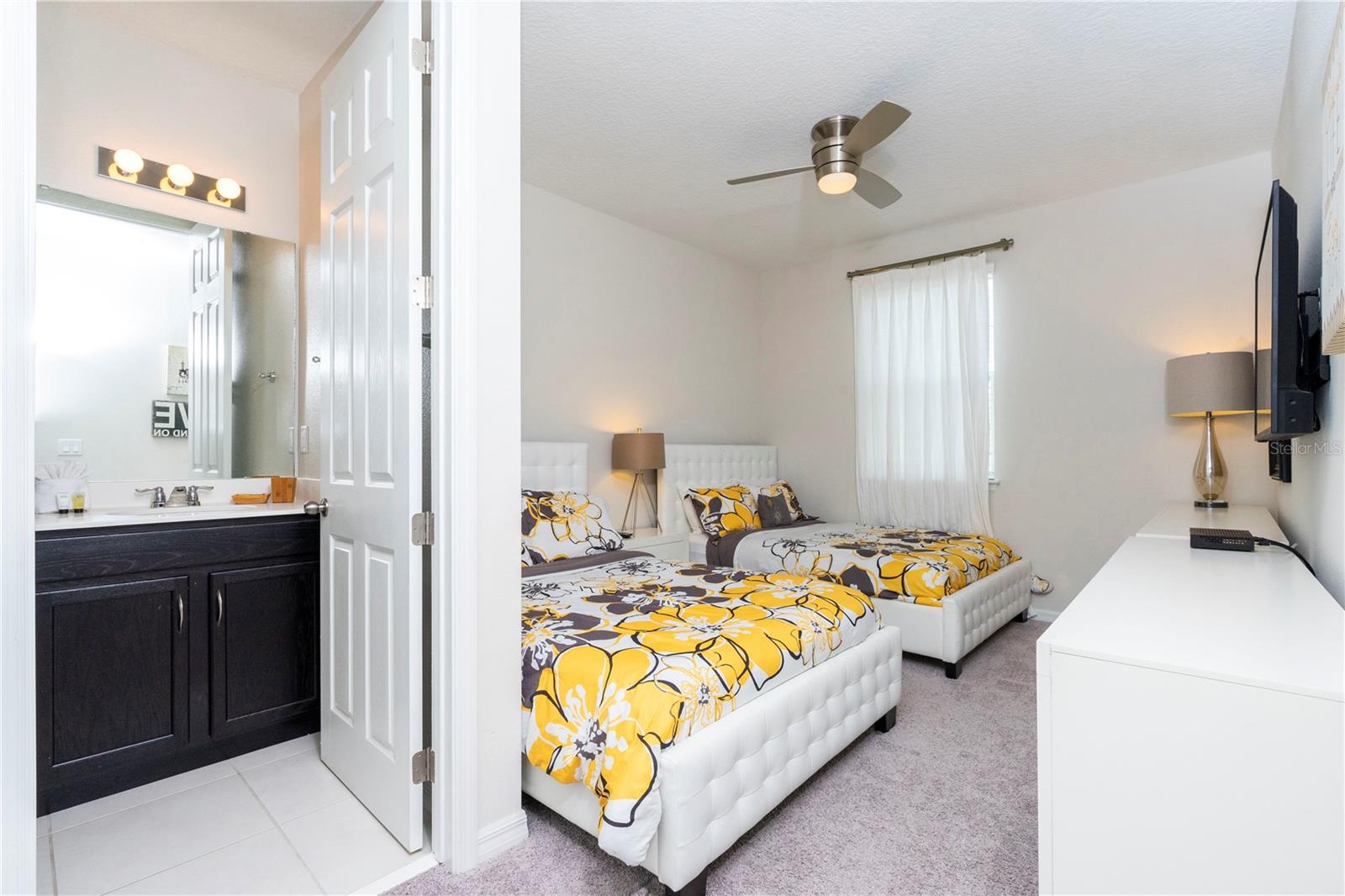 SOLARA RESORT - Residential