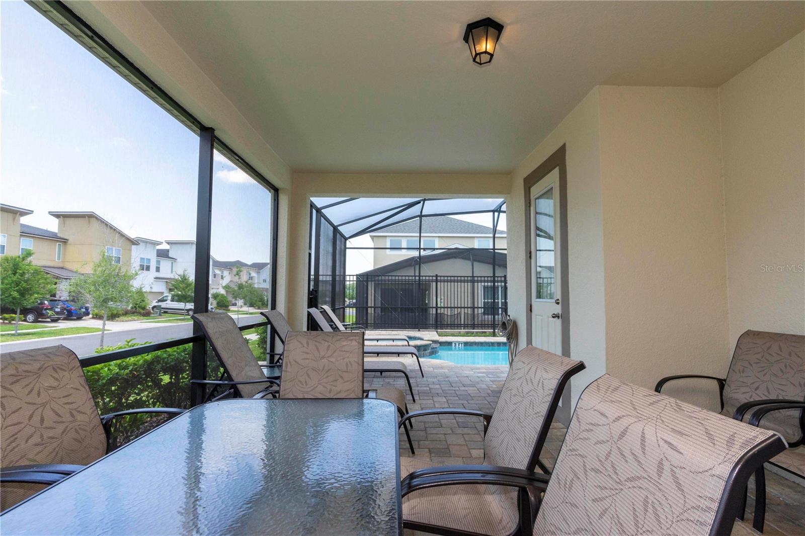 SOLARA RESORT - Residential