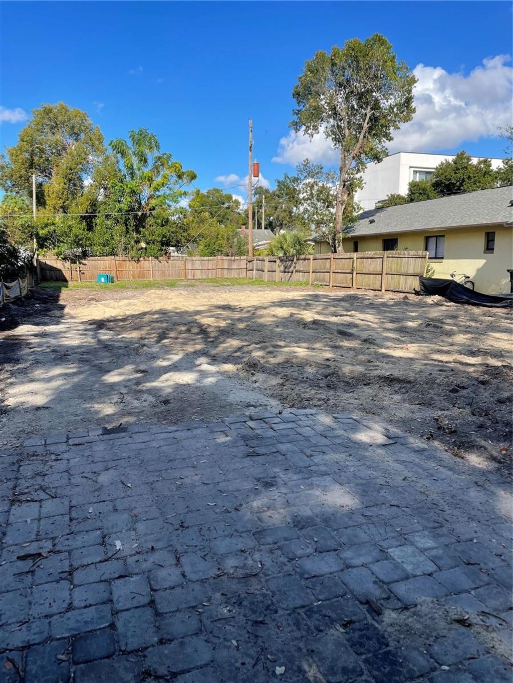 Photo of 79 W Muriel Street, Orlando, FL 32806 (MLS # O6372844)