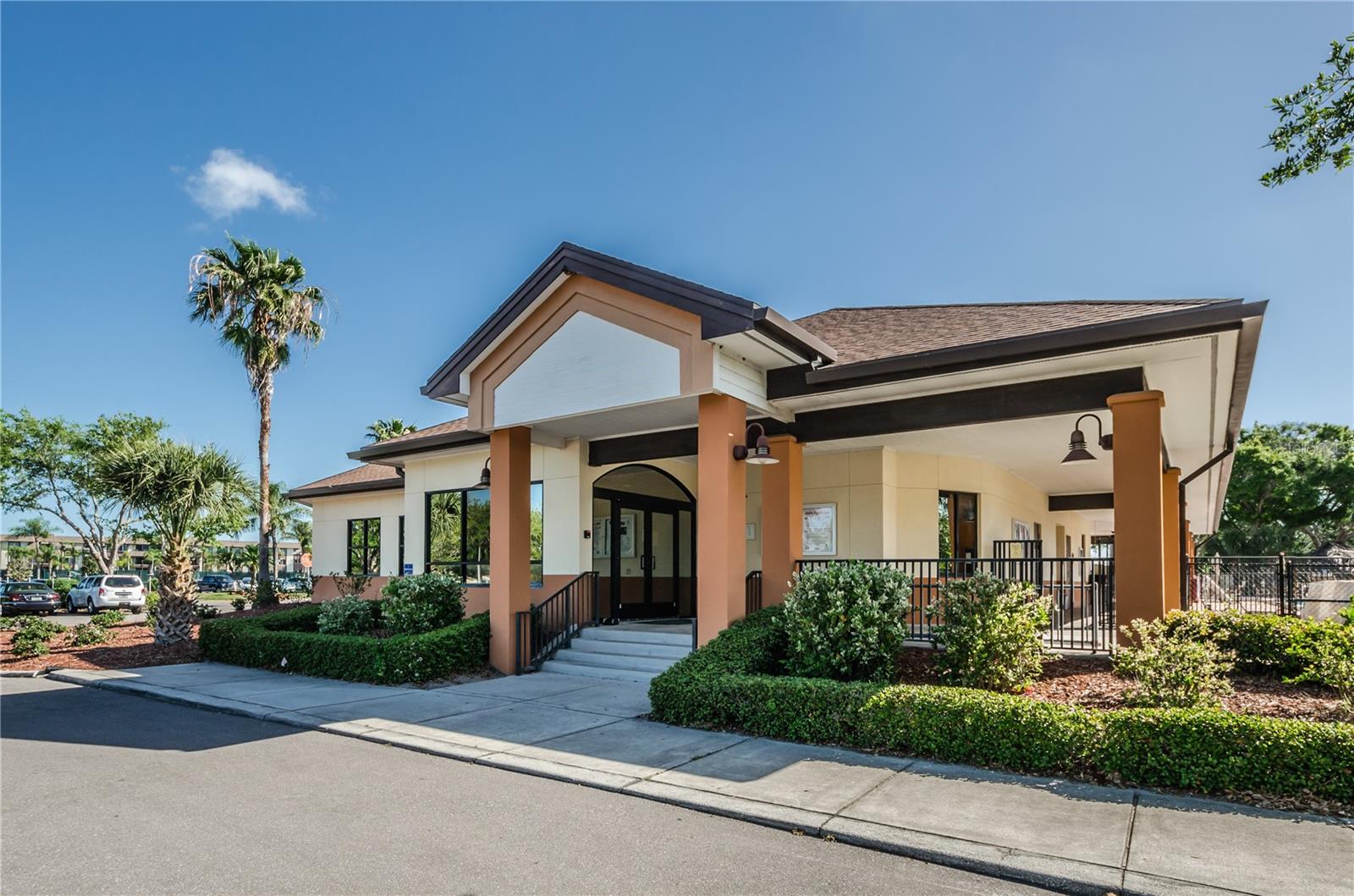 BRYNNWOOD CONDO 1 - Residential