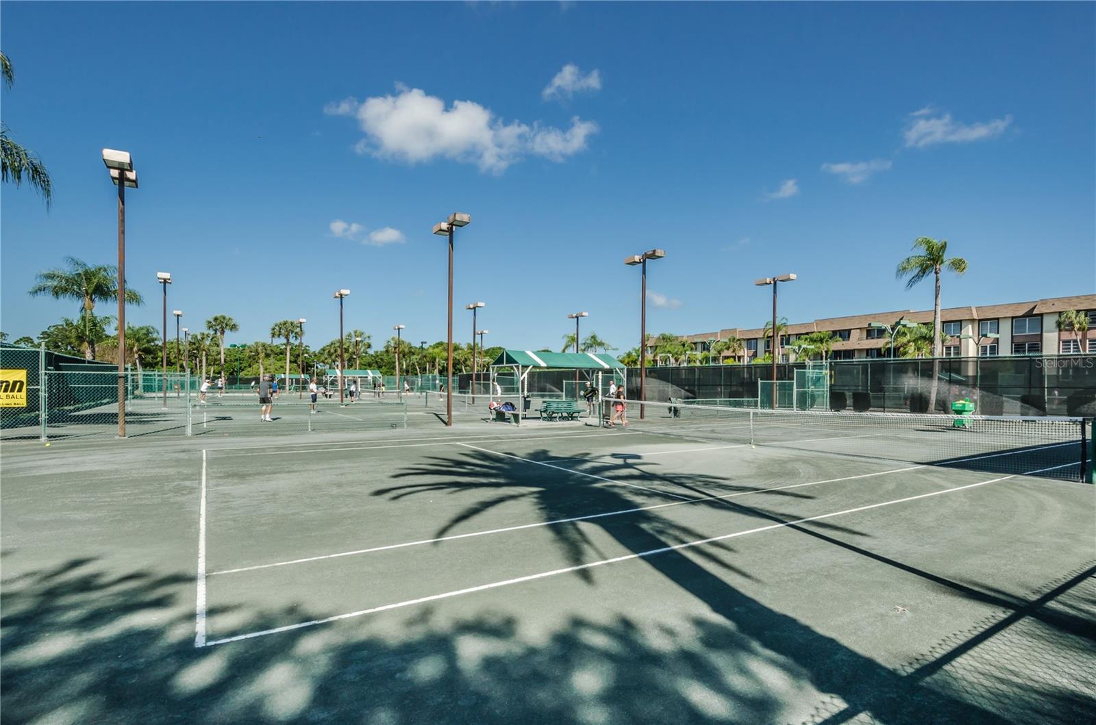 BRYNNWOOD CONDO 1 - Residential